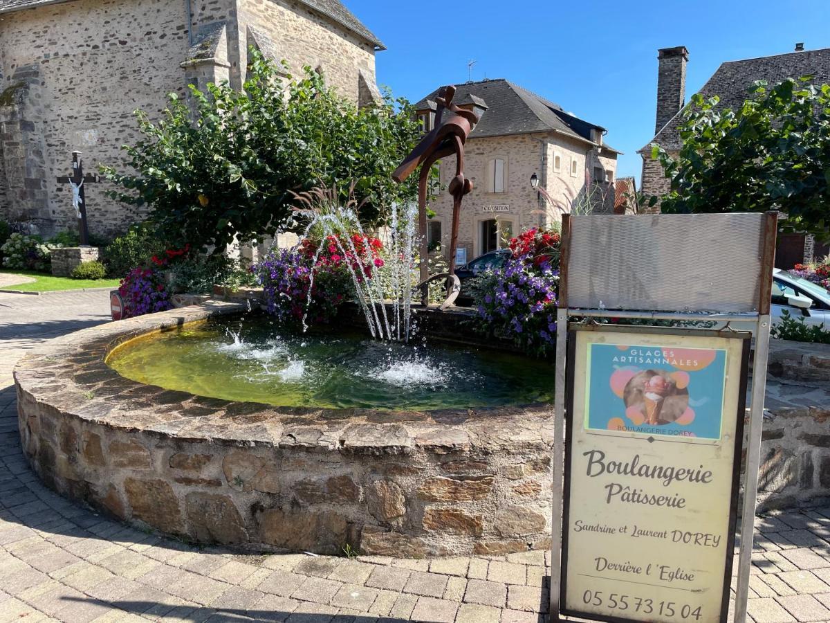 La Maison Charmante D'Elisabeth Saint-Ybard Kültér fotó