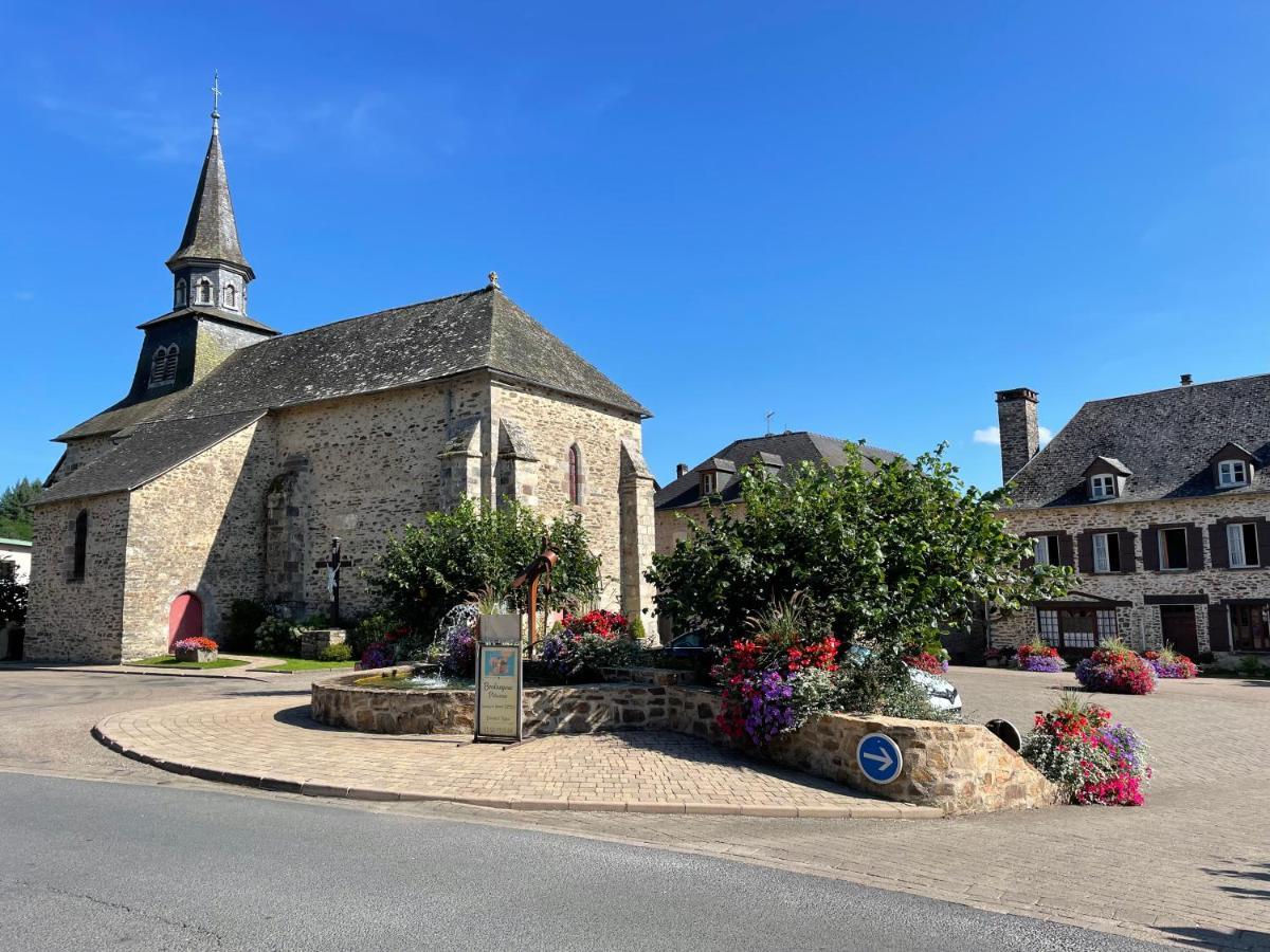 La Maison Charmante D'Elisabeth Saint-Ybard Kültér fotó